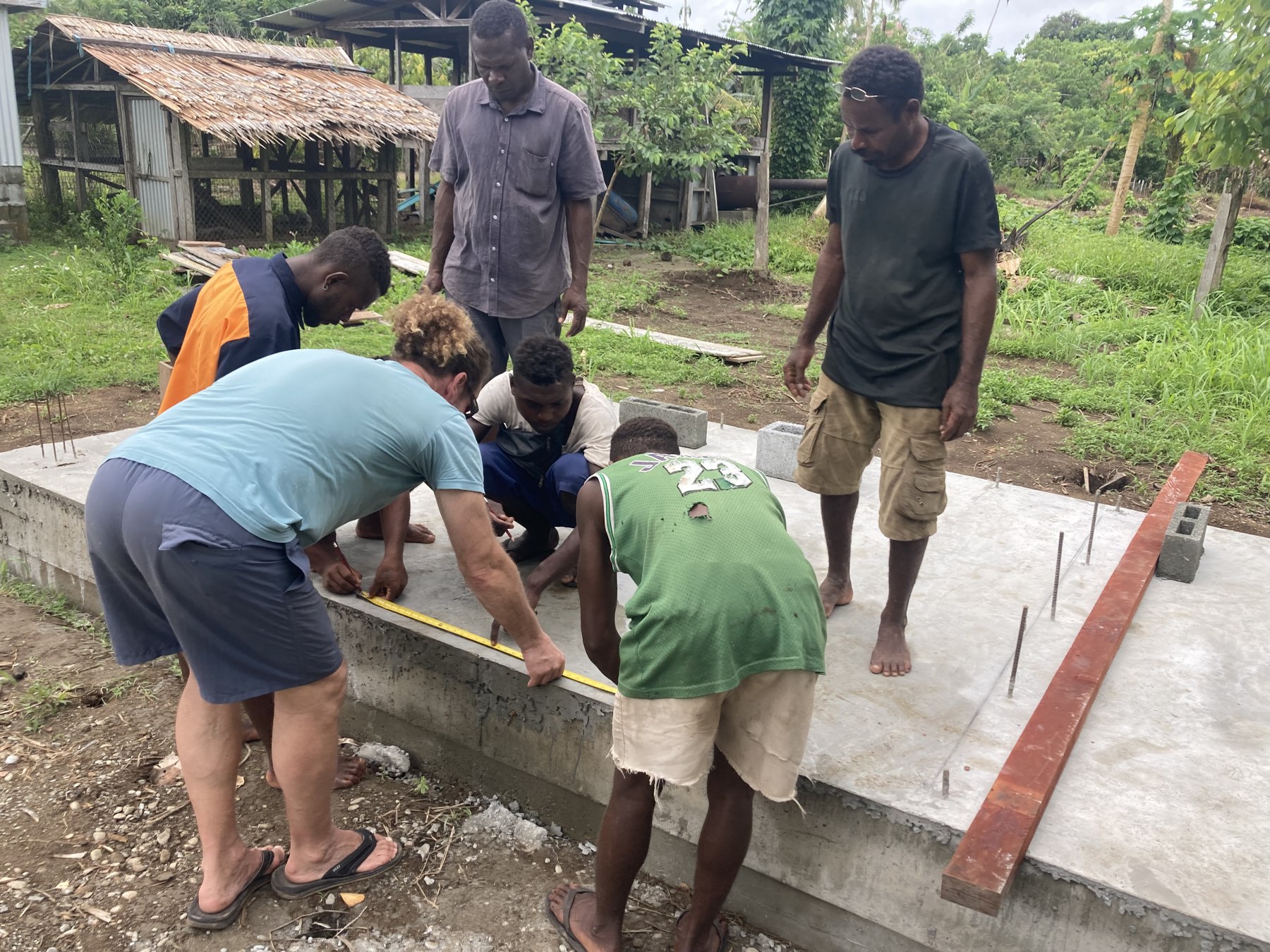 Students assembling a Powa Haus